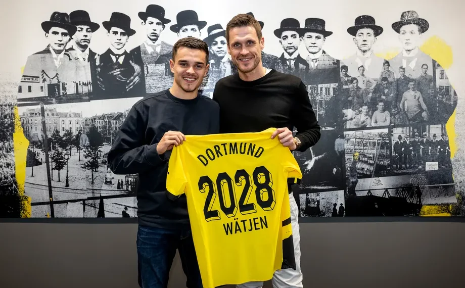 Kjell Watjen menandatangani kontrak dengan Borussia Dortmund