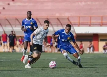 Dewa United FC Dominasi Persik Kediri