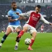 Arsenal Mempertahankan Taktik Defensif Melawan Man City