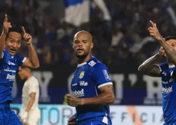 Persib Bandung Perpanjang Rekor Tak Terkalahkan