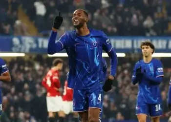 Tosin Adarabioyo Bersinar di Stamford Bridge