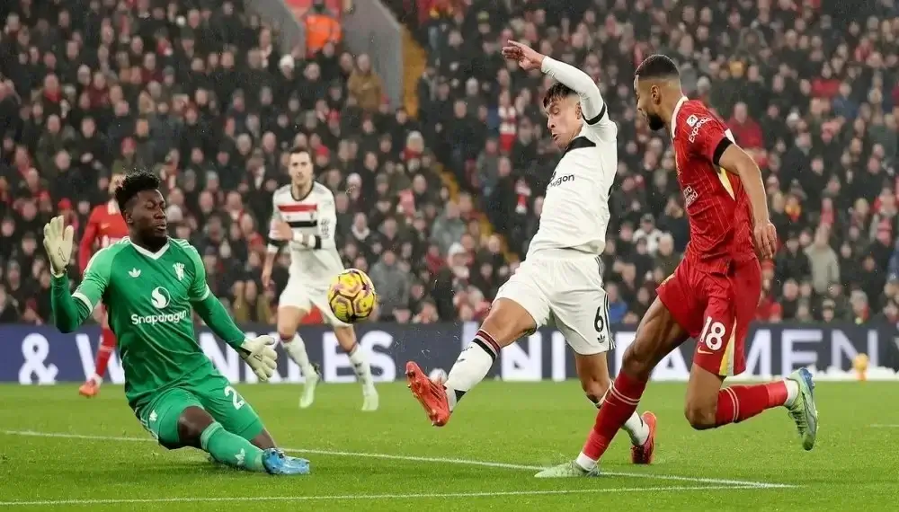 Liverpool Ditahan Imbang Manchester United 2-2 di Anfield