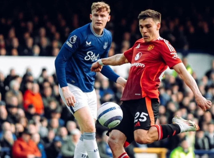 Manchester United Berbagi Poin dengan Everton