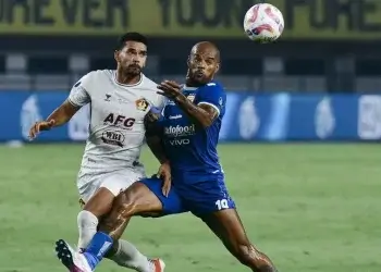 Persib Bandung Menang Telak Meski Sempat Tertinggal