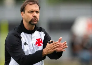 Persija Jakarta Tunjuk Mauricio Souza sebagai Pelatih Baru