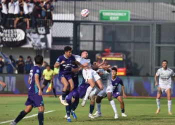 Persita vs Persib: Laga Seru Berakhir Imbang 2-2