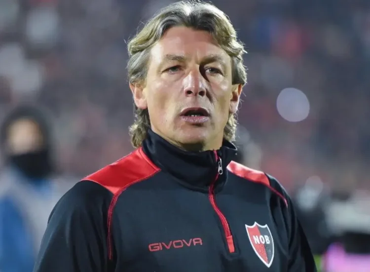 Gabriel Heinze Jadi Pengganti Carlos Cuesta di Arsenal