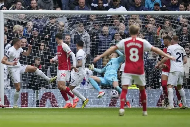 Tottenham Kalahkan Arsenal 1-0 di North London Derby Pramusim