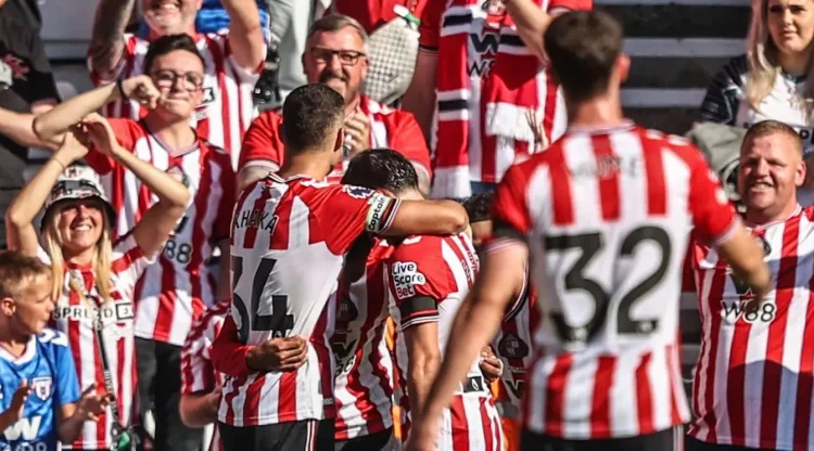 Sunderland Bantai West Ham 3-0 di Laga Perdana Premier League