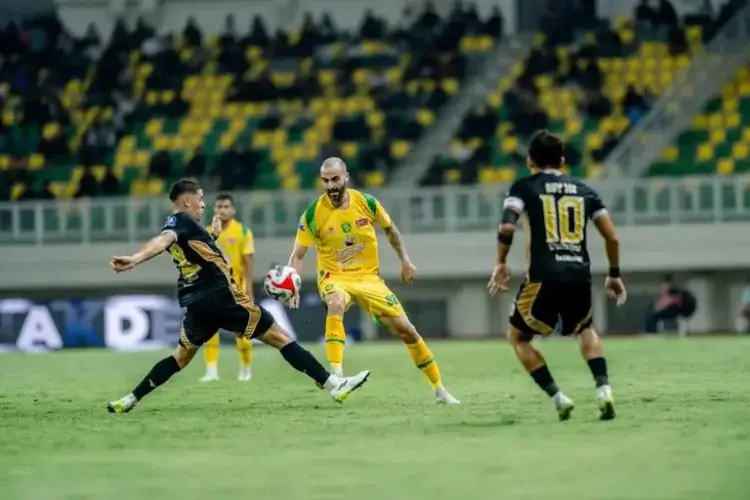 Dewa United 1-1 Persebaya: Duel Penuh Drama di Pekan Ketujuh