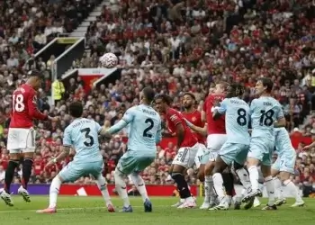 Manchester United Tundukkan Burnley 3-2 Lewat Penalti Fernandes