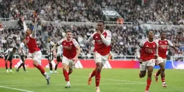 Arsenal Comeback 2-1 Melawan Newcastle United
